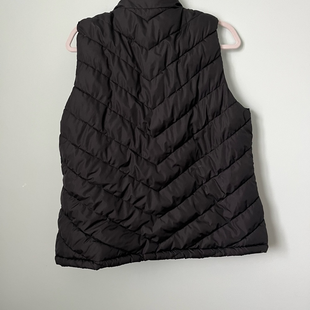 Black Puffer Vest - Picture 3 of 3